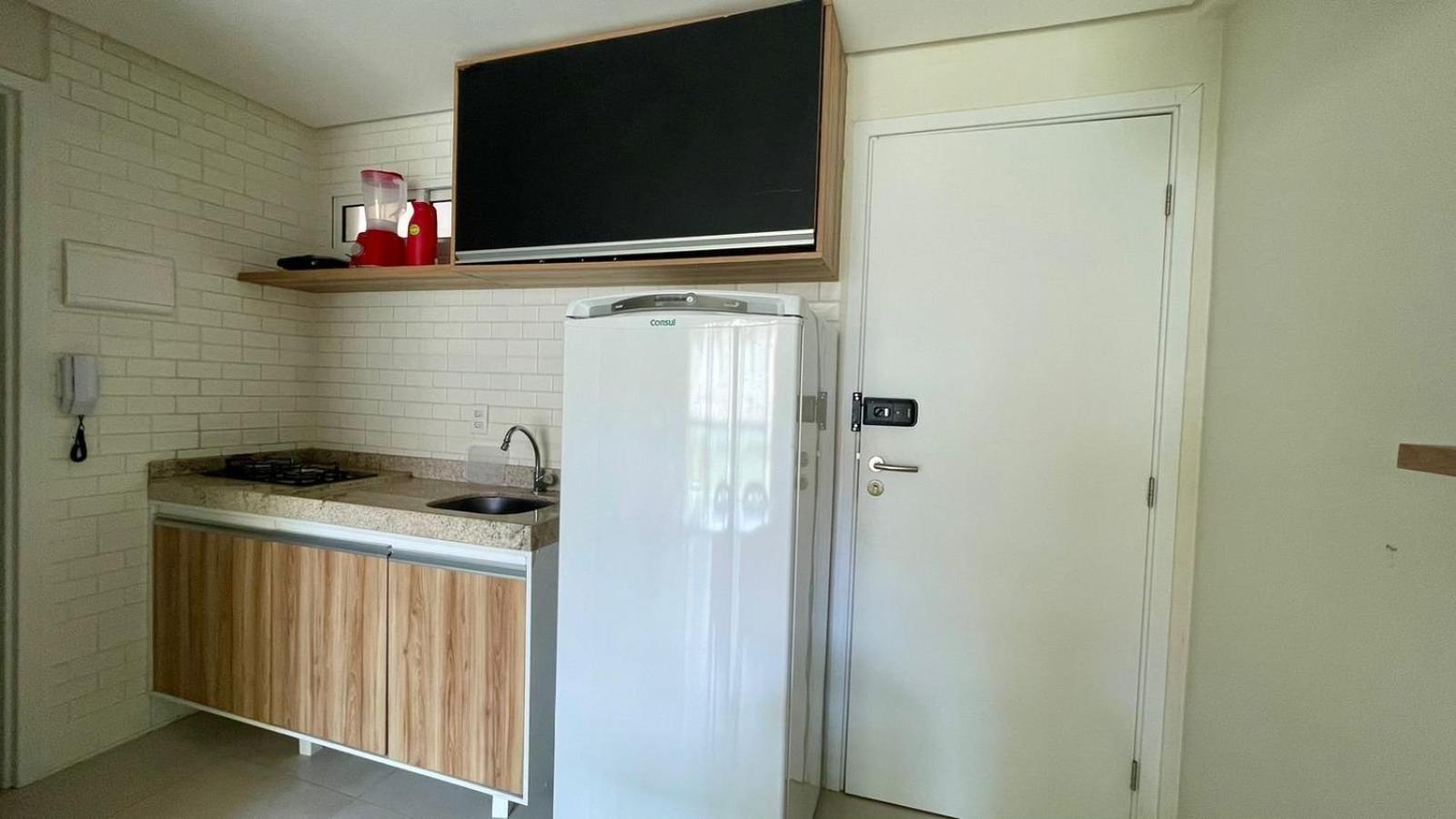 Flats A 50M Da Praia De Порту-ді-Галіняс Екстер'єр фото