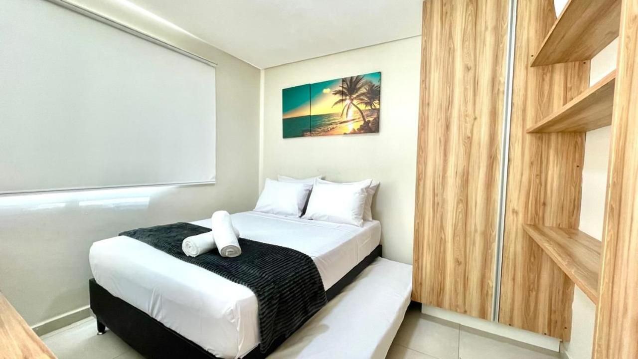 Flats A 50M Da Praia De Порту-ді-Галіняс Екстер'єр фото